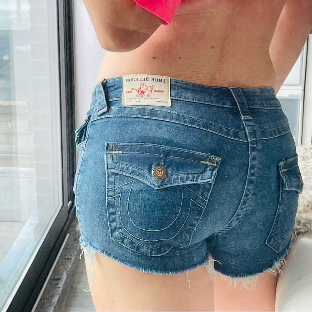 True Religion SECTION JOEY CUT OFF Brand Jeans Low Rise Distressed Shorts